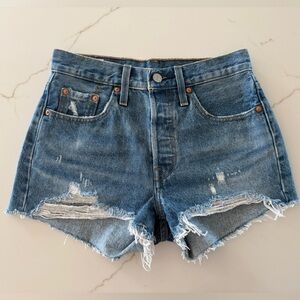 Levi’s 501 high rise cutoff shorts size 25